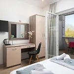 Apartmant & Rosa Medulin Πανσιόν 4*