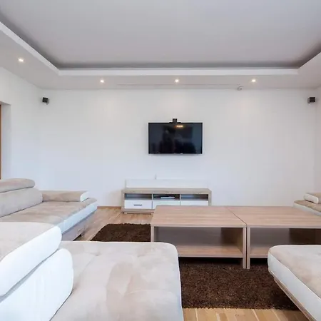 Guest house Apartmant & Rosa Medulin