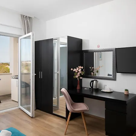 Apartmant & Rosa Medulin