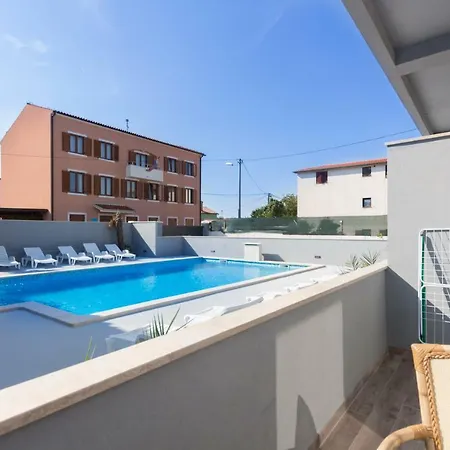 Apartmant & Rosa Medulin Guest house