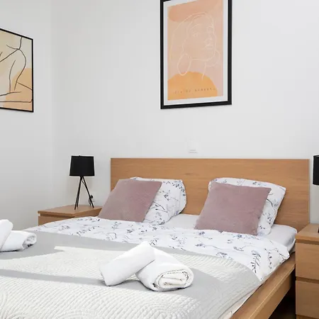 Apartmant & Rosa Medulin Πανσιόν