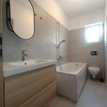 Apartmant & Rosa Medulin Vendégház